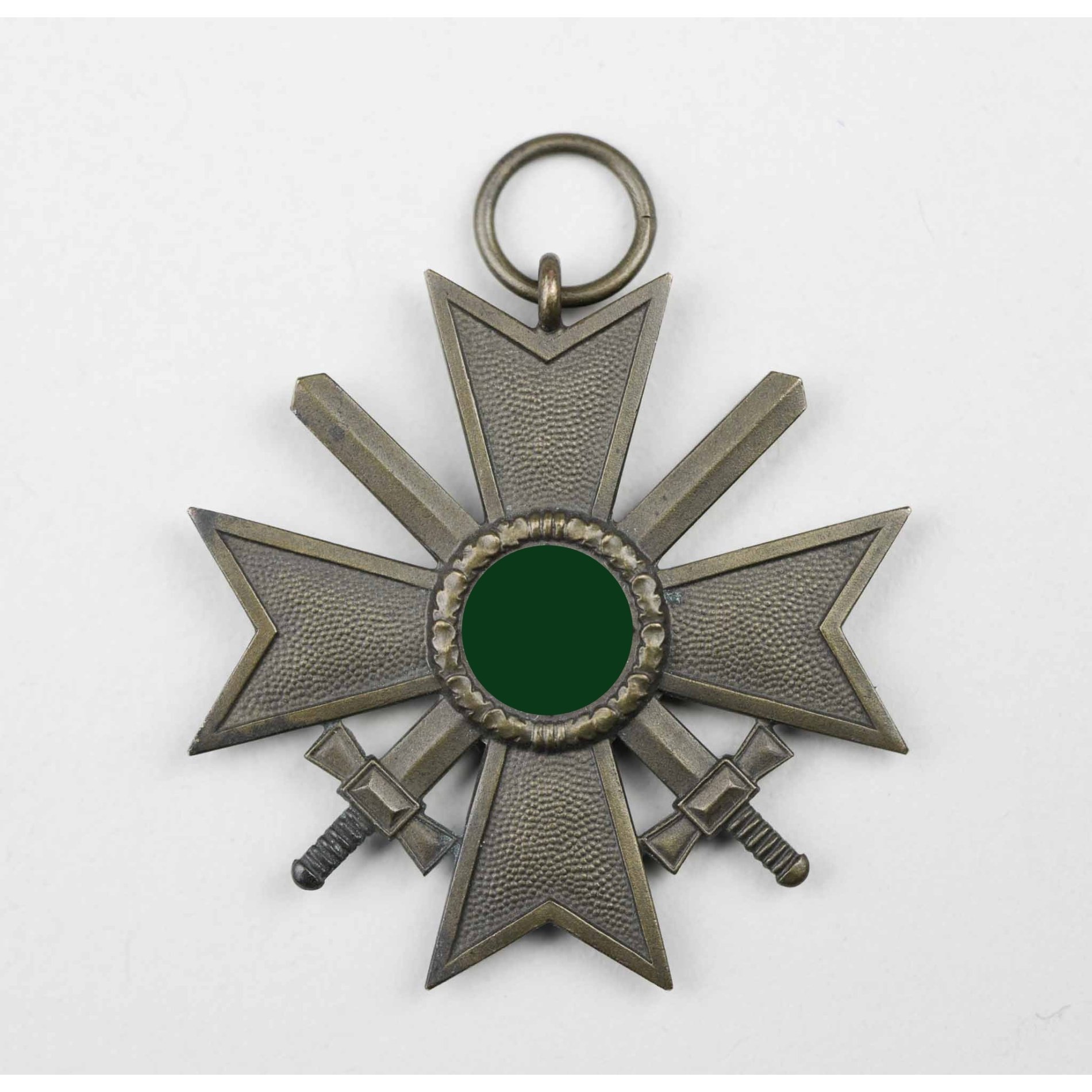 Kriegsverdienstkreuz 2.Klasse mit Schwertern in Verleihungstüte F.& Barth — image 2