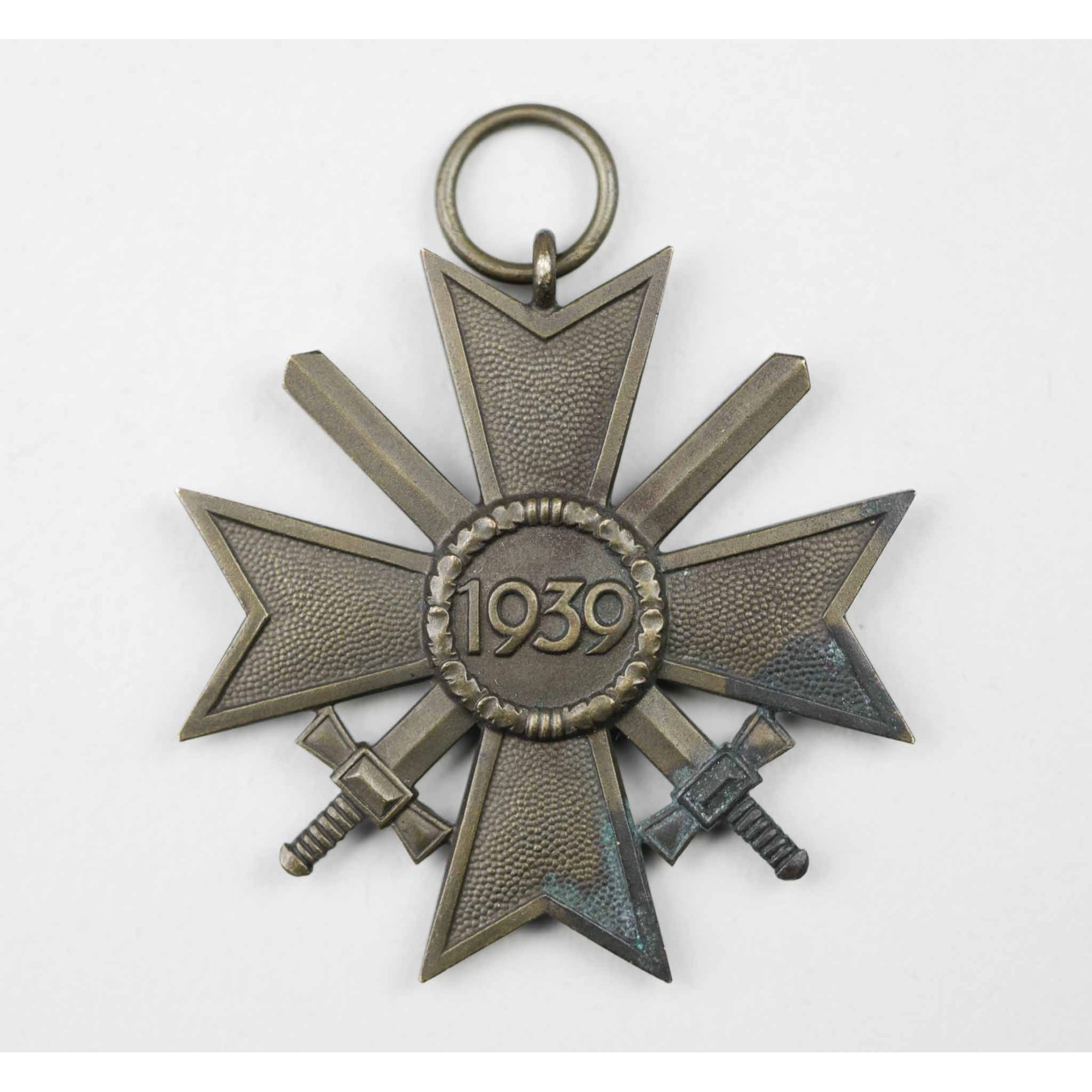 Kriegsverdienstkreuz 2.Klasse mit Schwertern in Verleihungstüte F.& Barth — image 3