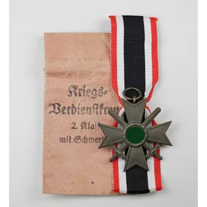 Kriegsverdienstkreuz 2.Klasse mit Schwertern in Verleihungstüte F.& Barth