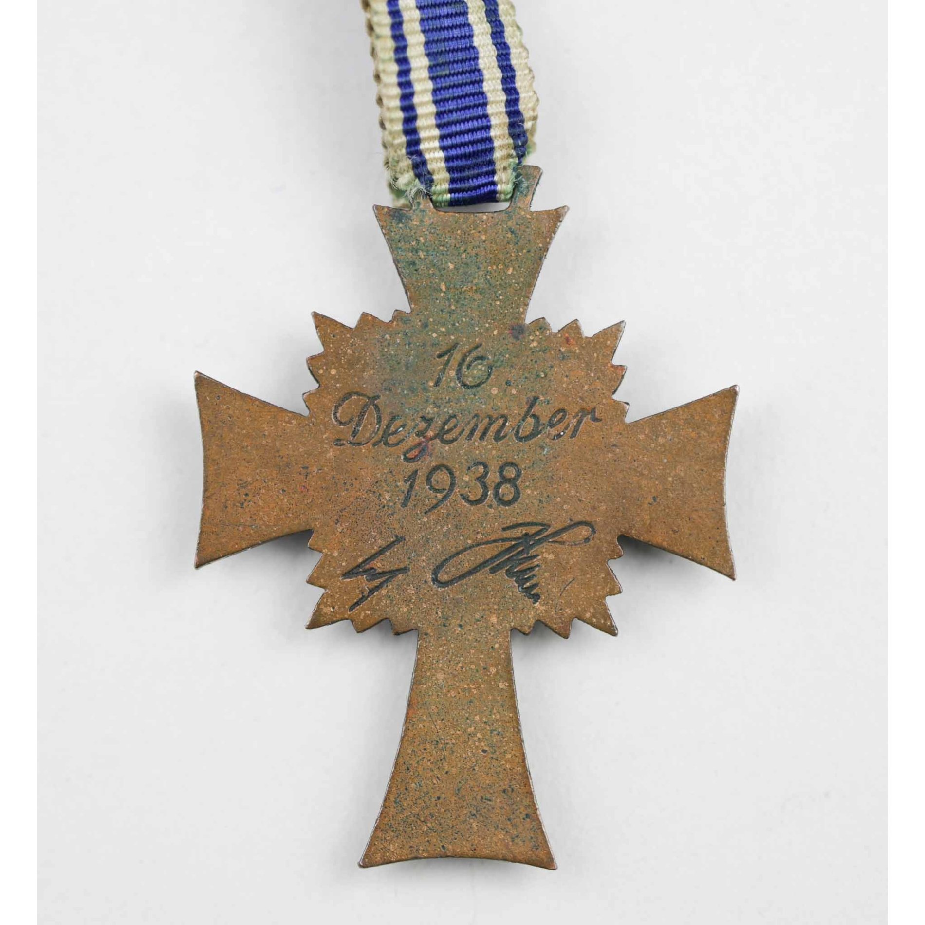 Ehrenkreuz der Deutschen Mutter Mutterkreuz in Bronze mit Verleihungstüte Sohni, Heubach & Co. — image 3