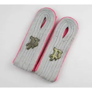 Wehrmacht Paar Panzer Schulterstücke für einen Leutnant der Panzerjäger