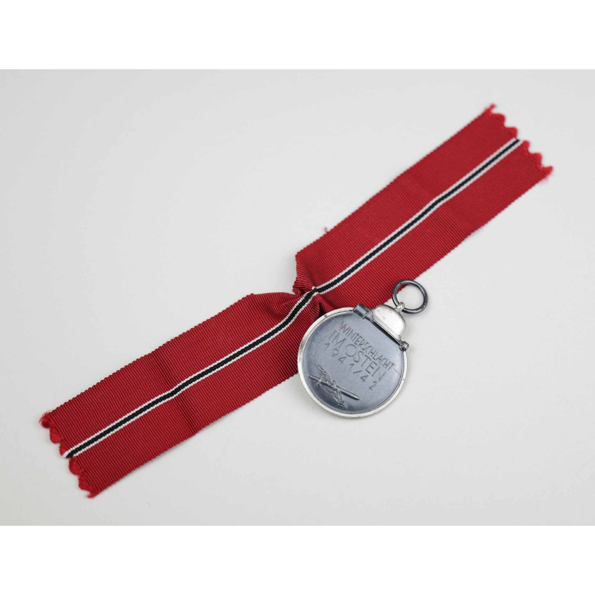 Winterschlacht im Osten Ostmedaille 1941/42 Hst. '65' — image 4