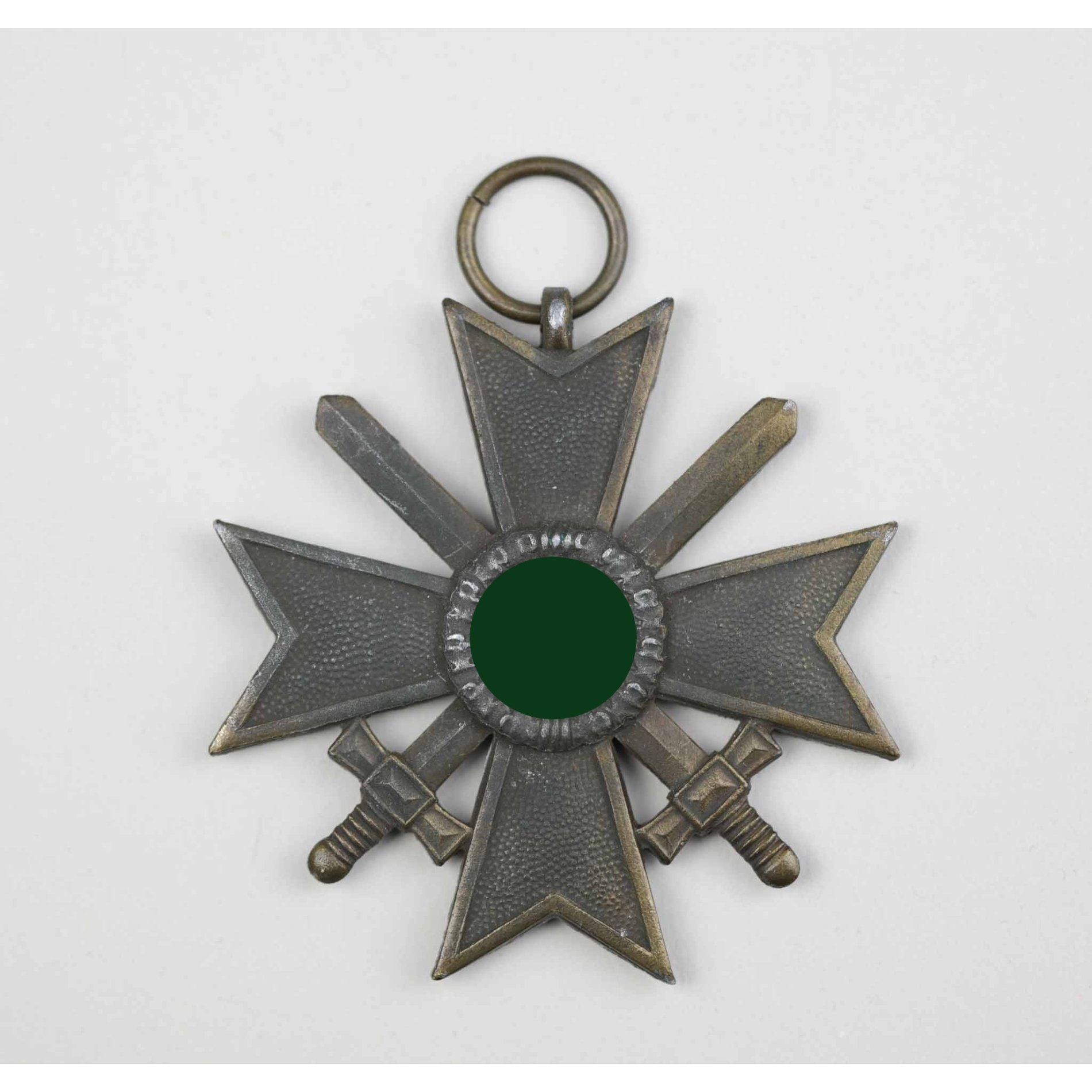 Kriegsverdienstkreuz 2.Klasse mit Schwertern — image 2