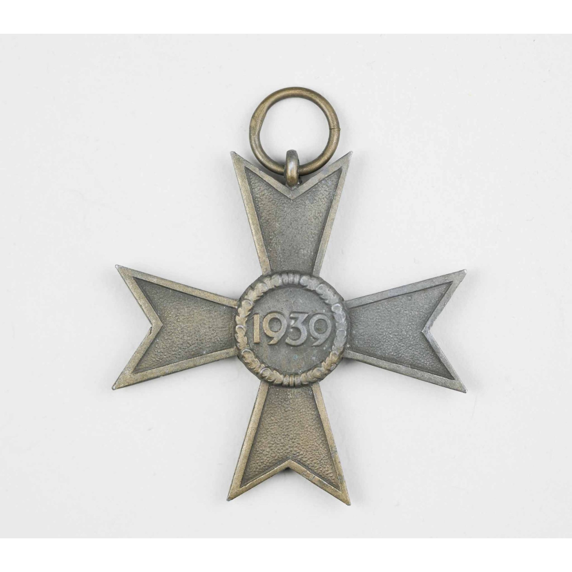 Kriegsverdienstkreuz 2. Klasse ohne Schwerter am Band Hst. '75' — image 4