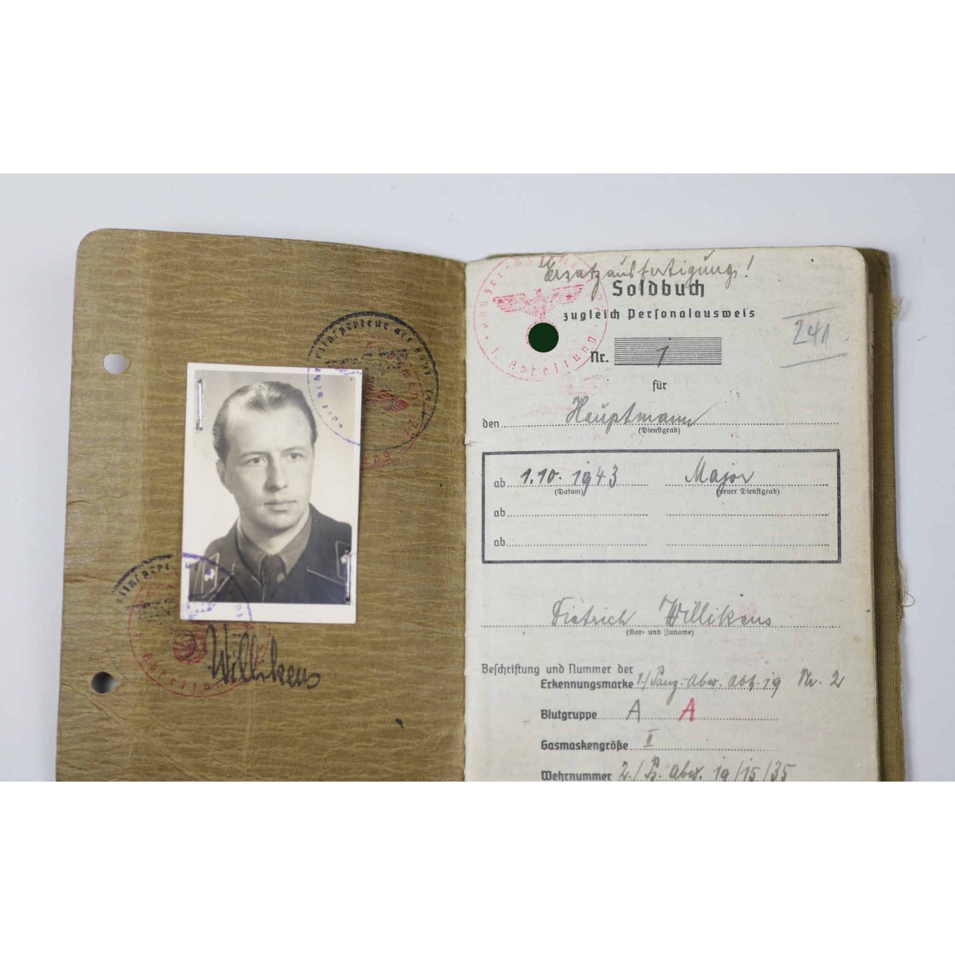 Panzer Soldbuch (DK-Träger) mit Eintrag Panzerkampfabzeichen III. Stufe (Einsatzzahl 25) Pz.Rgt. 27 (Ostfront) — image 2