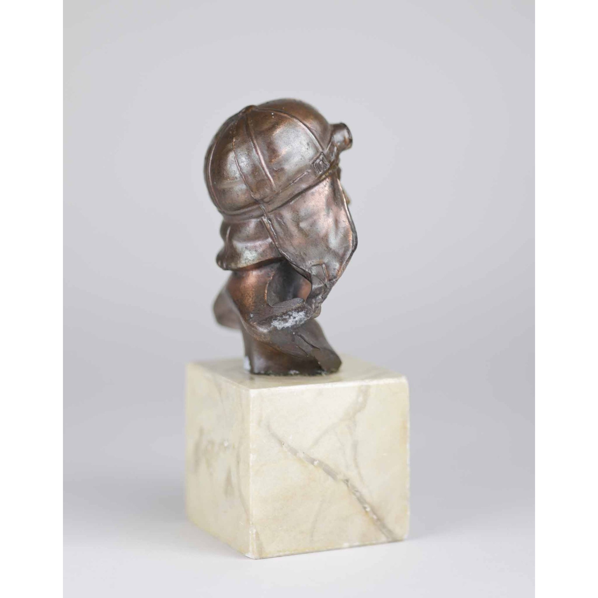 1.Weltkrieg Fliegerskulptur Pilot mit Fliegerhaube — image 6