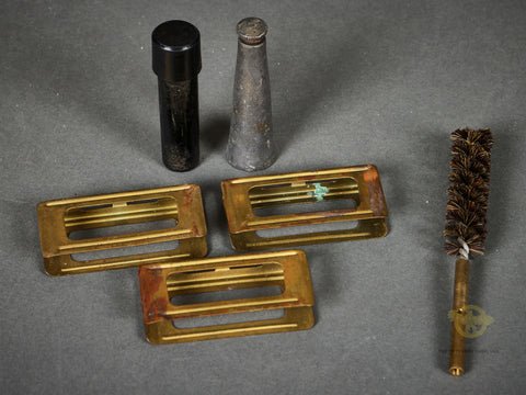 Italian WWII M1907 Rifle part Cartridge Pouch — image 2