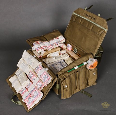 1980's Vintage Slovakian Medical Kit — image 3