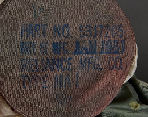 Veteran Bring Back US Vietnam Vintage Reserve Pilot Parachute DISPLAY Pack — image 3