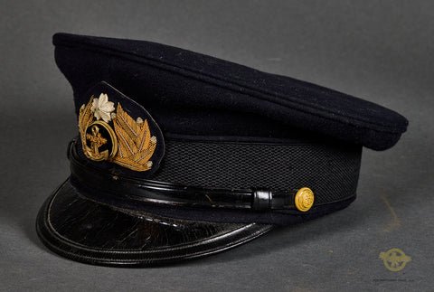Japanese WWII Navy Officer's Visor Cap Named — image 3