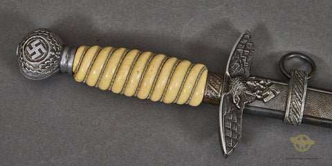German WWII 2nd Model Luftwaffe Officer Dagger by Alcosa***STILL AVAILABLE*** — image 3