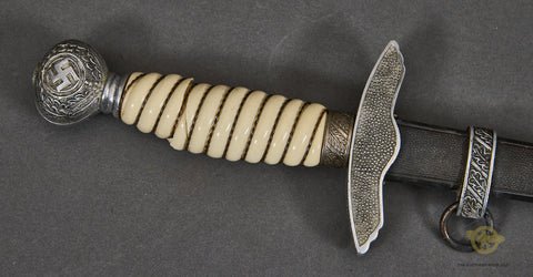 German WWII 2nd Model Luftwaffe Officer Dagger by Spitzer — image 5