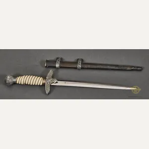 German WWII 2nd Model Luftwaffe Officer Dagger by Spitzer