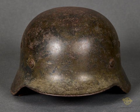 WWII German Luftwaffe Model 1940 Single Decal Camouflage Helmet — image 2