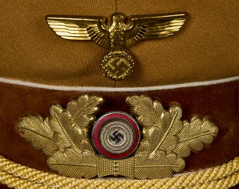 Kreis Level Political Leader's Visor Cap — image 2