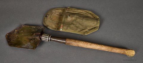 WWII US Army Folding Entrenching Tool Shovel — image 9