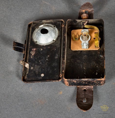 WWII German Field Torch Flashlight By Pretrix No 679L — image 4