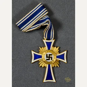 German WWII Mothers Cross in Gold