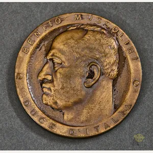 Italian Mussolini Commemorative Non Portable Medal