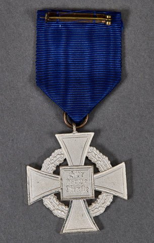 German WWII Cased 25 Year Faithful Service Award — image 3