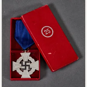 German WWII Cased 25 Year Faithful Service Award