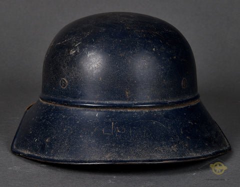 German Luftschutz Model 1938 Helmet — image 5