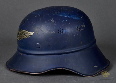 German Luftschutz Model 1938 Helmet — image 4