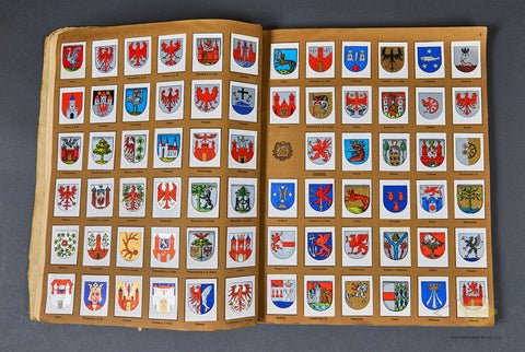 German WWII Kurmark Wappenschau (Coat of Arms) Cigarette Card Album — image 4