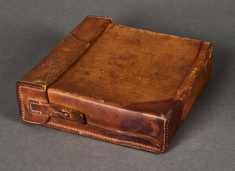 Veteran Bring Back German WWII Medical Leather Pouch — image 2