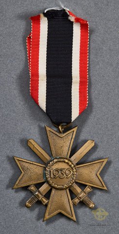 German WWII War Merit Cross 2nd Class w/Swords — image 2