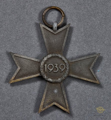 German WWII War Merit Cross 2nd Class w/o Swords — image 2