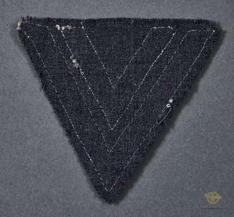 German WWII Luftwaffe Rank Chevron for Obergefreiter — image 2