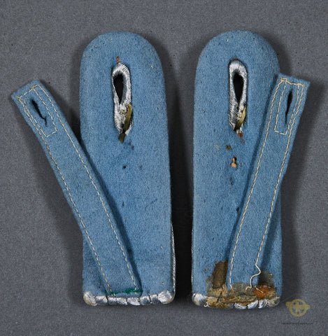 German WWII Army Captain Rank Shoulder Boards — image 2