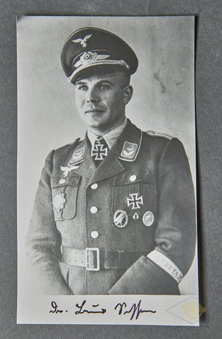 German WWII Signed Photo of Knights Cross Winner Fallschirmjäger Bruno Sassen — image 2