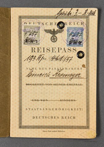Deutsches Reich Reisepass from the American Consulate in Berlin — image 2