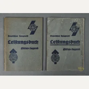 Pair of DJ/HJ Leistungsbuch's