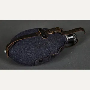 German WWII M31 HJ Canteen