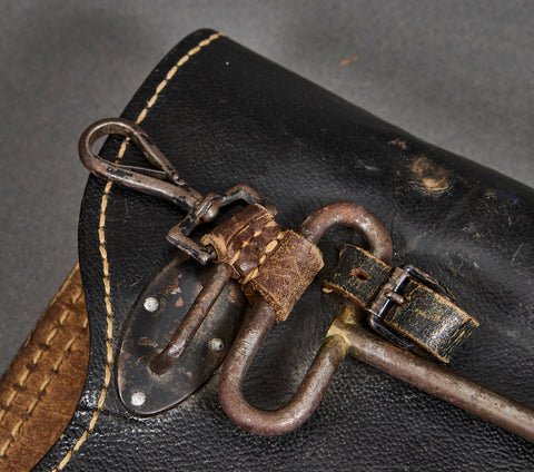 German WWII Flare Pistol Holster — image 2