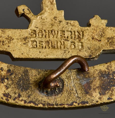 WWII German U-Boat War Badge (U-Boot Kriegabzeichen) by Schwerin — image 3