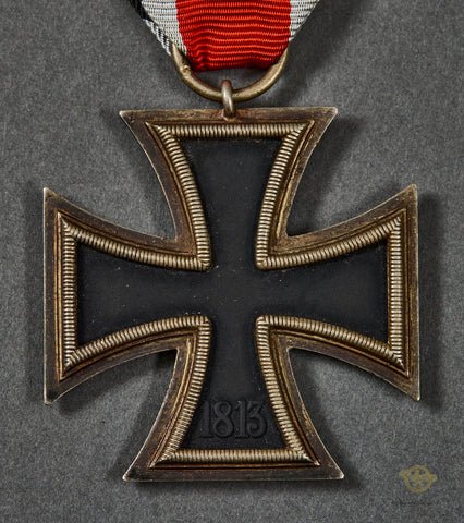 German WWII Iron Cross 2nd Class 1939 w/Ribbon by Klein & Quenzer — image 4