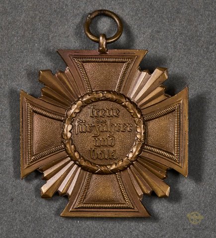 German WWII NSDAP 3rd Class in Bronze 10 Year Long Service Award — image 2