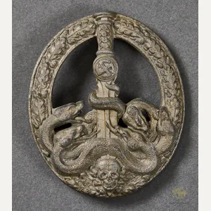 Anti-Partisan Badge in Gold by Juncker