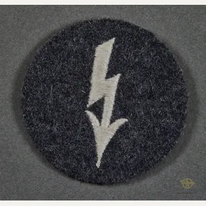 German WWII Luftwaffe Specialty Patch for Signals Personnel