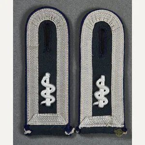 German WWII Army Junior Medical Officer Shoulder Board Set