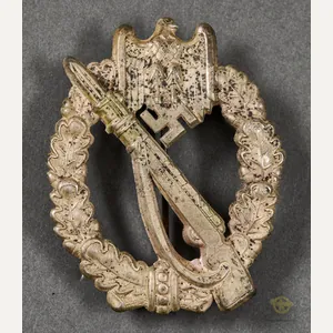 German WWII Infantry Assault Badge in Silver