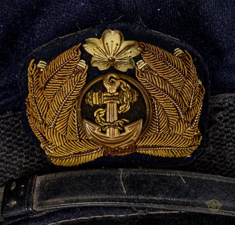 Cased Imperial Japanese Navy Officer's Visor Cap — image 9
