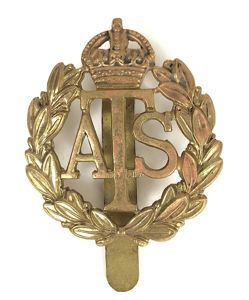 WW2 Auxiliary Territorial Service ATS brass cap badge