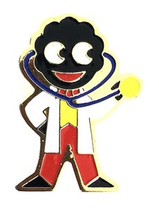 Robertsons 1980 Golly doctor advertising badge