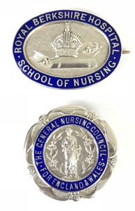 Royal Berkshire Hospital School of Nursing 1922 Hm silver badge …