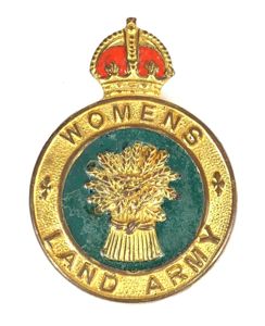 WW2 Womens Land Army WLA hat and uniform badge variant